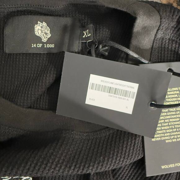 Darc Sport Wolves Flame Lightweight Thermal Long Sleeve Tee, Black, XL - Picture 5 of 6